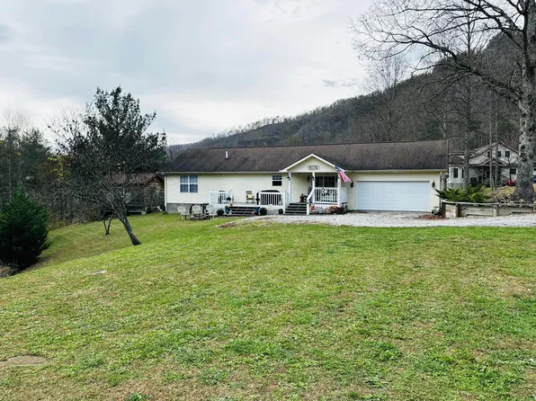 191 Honeysuckle Ln, Evarts, KY 40828