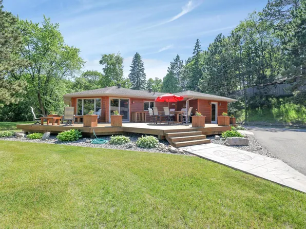 216 Summit Ave E, Walker, MN 56484