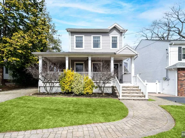 104 Princeton St, Nutley, NJ 07110