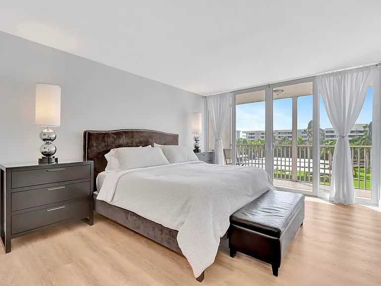 1 Harbourside Dr #4502 — Photo 34