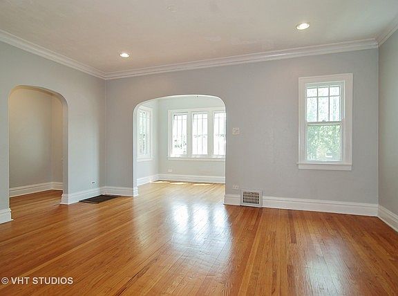 2nd image of 3238 Wenonah Ave