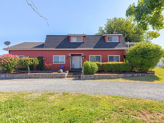 3rd image of 4867 Lower River Rd