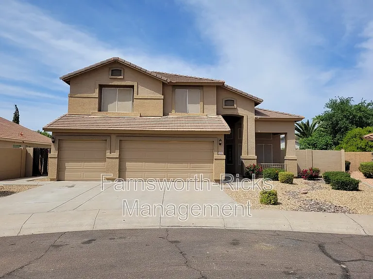 1270 W Flintlock Way — Photo 1