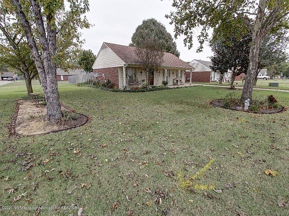 4th image of 7424 Grace Blvd