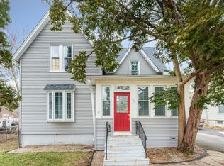 709 S 4th St, Dekalb, IL 60115