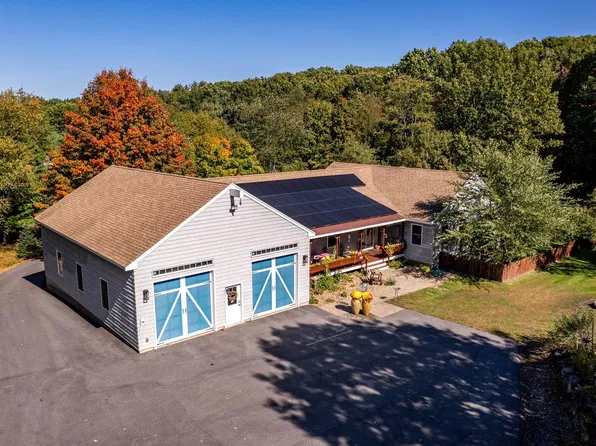 69b Winnicut Road, North Hampton, NH 03862