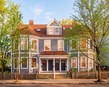 165 Putnam Ave #B, Cambridge, MA, 02138