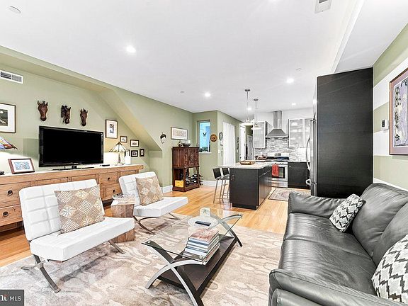 2nd image of 1217 Mount Vernon St APT 1-19