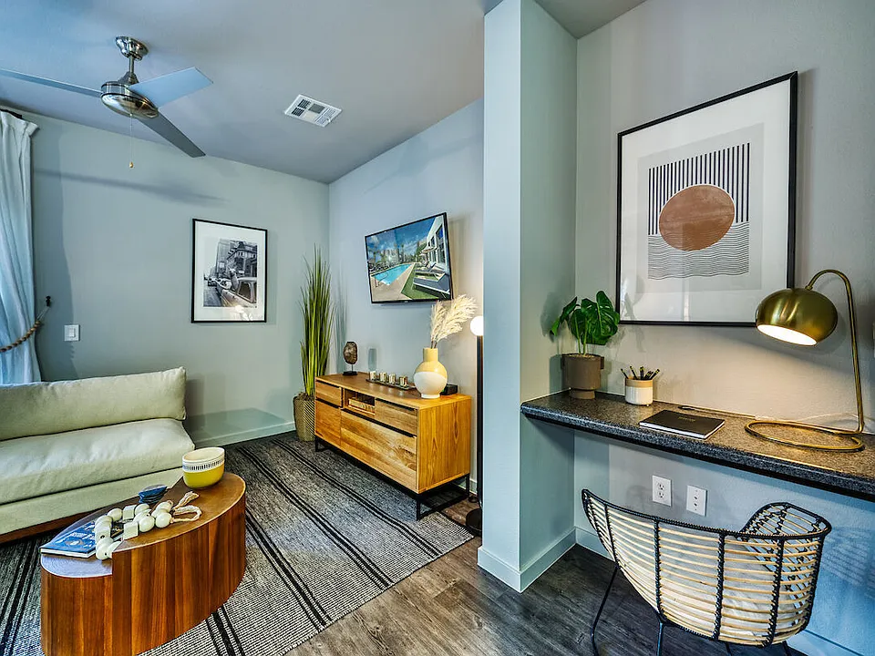 Seven (AZ) apartments community photo