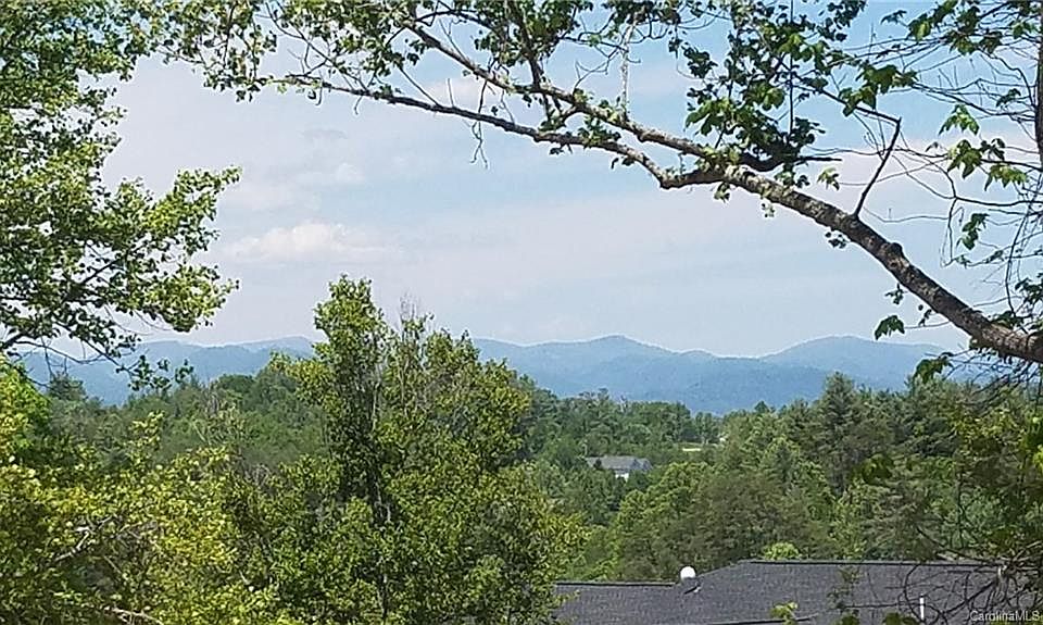 1st image of 18 Clover Mountain Ln #9