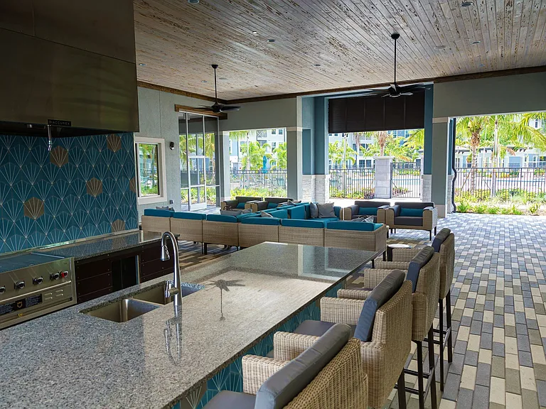 Decorum Luxury Apartments — Photo 6