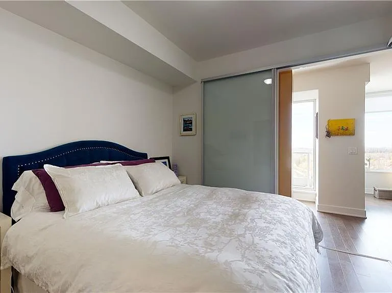 1035 Bank St #1501 — Photo 15