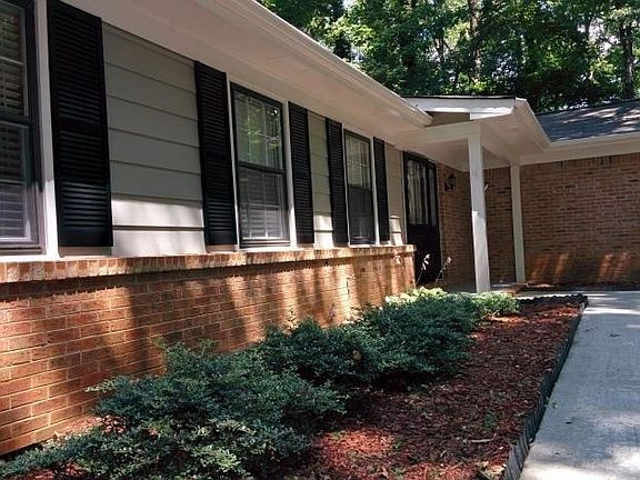 2nd image of 177 Willow Cove Ct