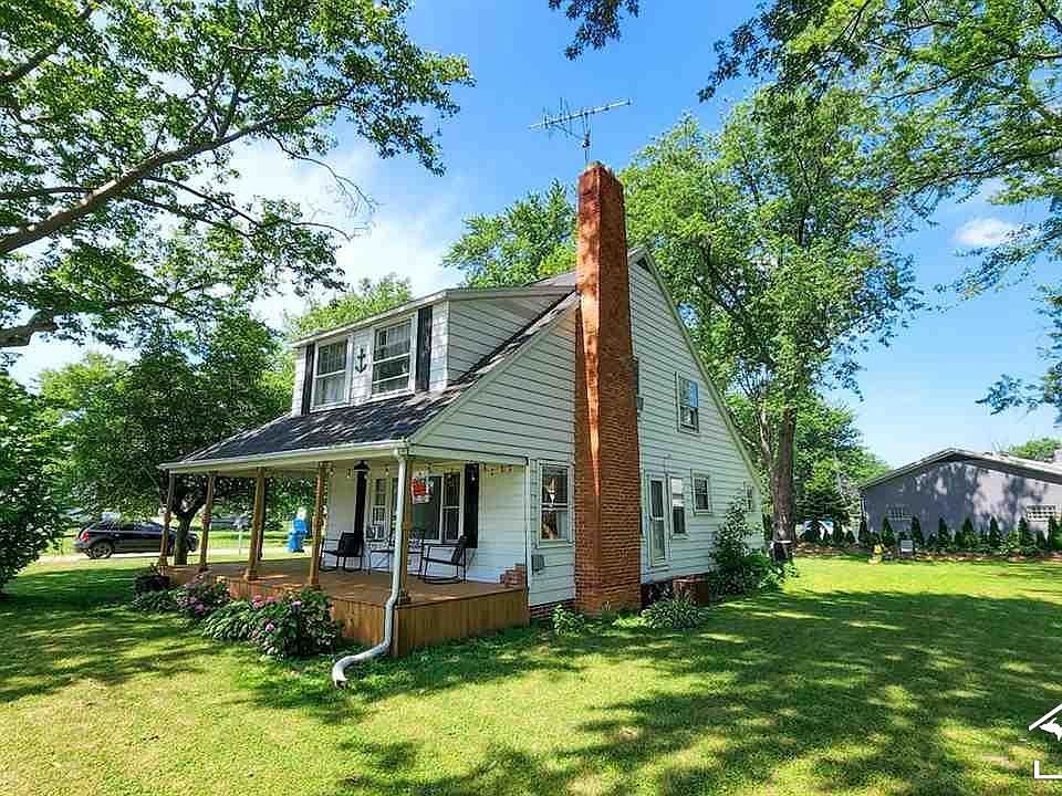 12241 Lakeshore Dr, La Salle, MI 48145 Zillow