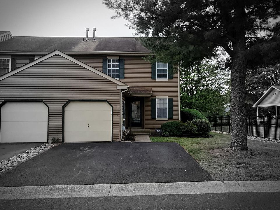 Front of home with double driveway
