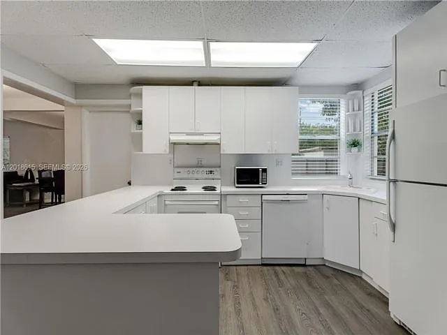 6531 SW 57th Pl — Photo 10