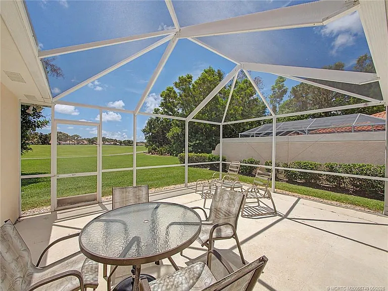 8357 SE Double Tree Dr — Photo 15