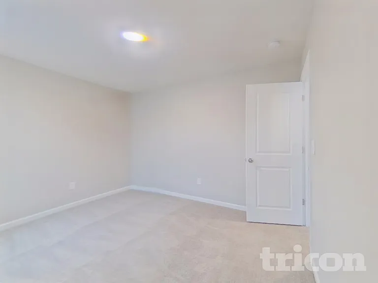 1423 Penrith Ct — Photo 15