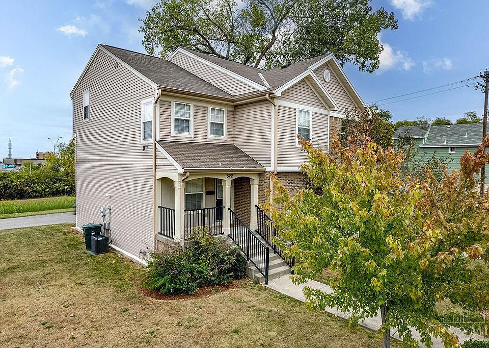 1st image of 1522 Jonathan Ave