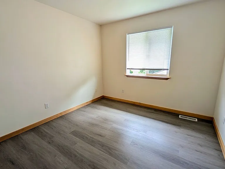 6906 188th St NE — Photo 13