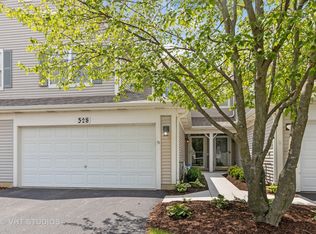 528 Horizon Dr #A, Bartlett, IL 60103