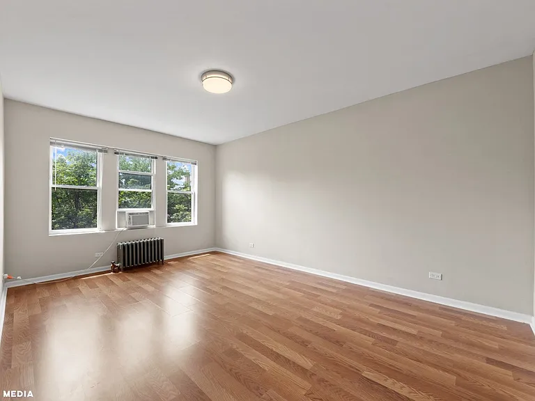 3606 W Dickens Ave #2W — Photo 3