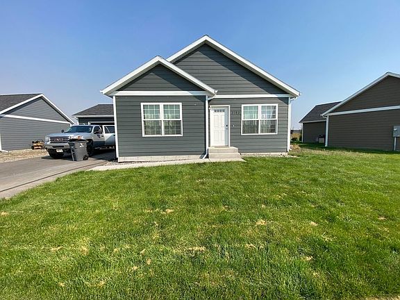 4th image of 2102 Oriole Dr