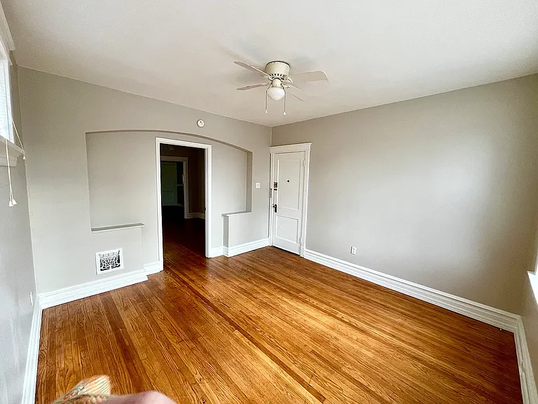1203 Wilmington Ave #1W — Photo 19