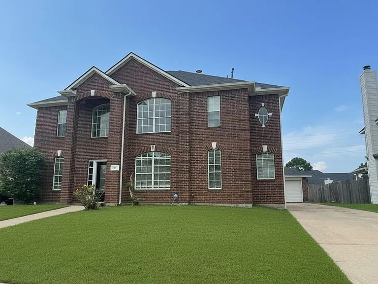 18807 Harbor Key Cir — Photo 25