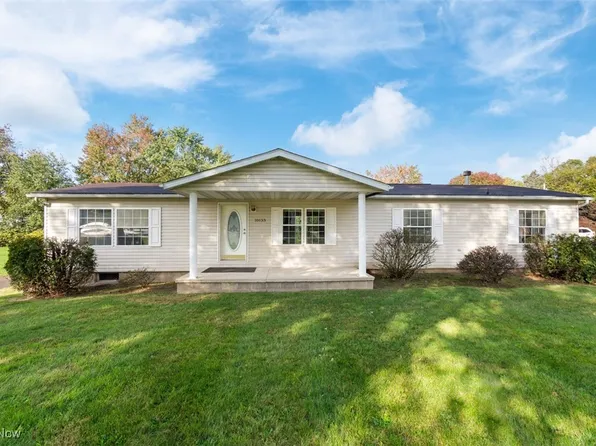 10133 Cleveland Ave NW, Uniontown, OH 44685