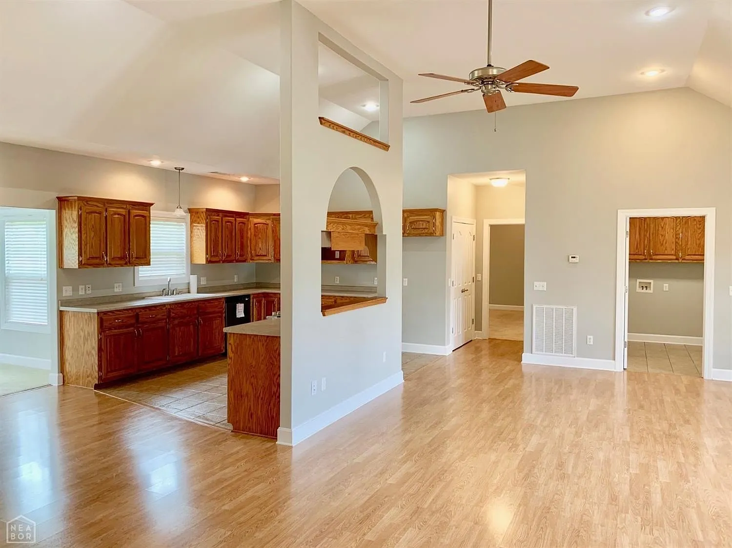 3 bed, 2066 sqft, $1,800 — Photo 3