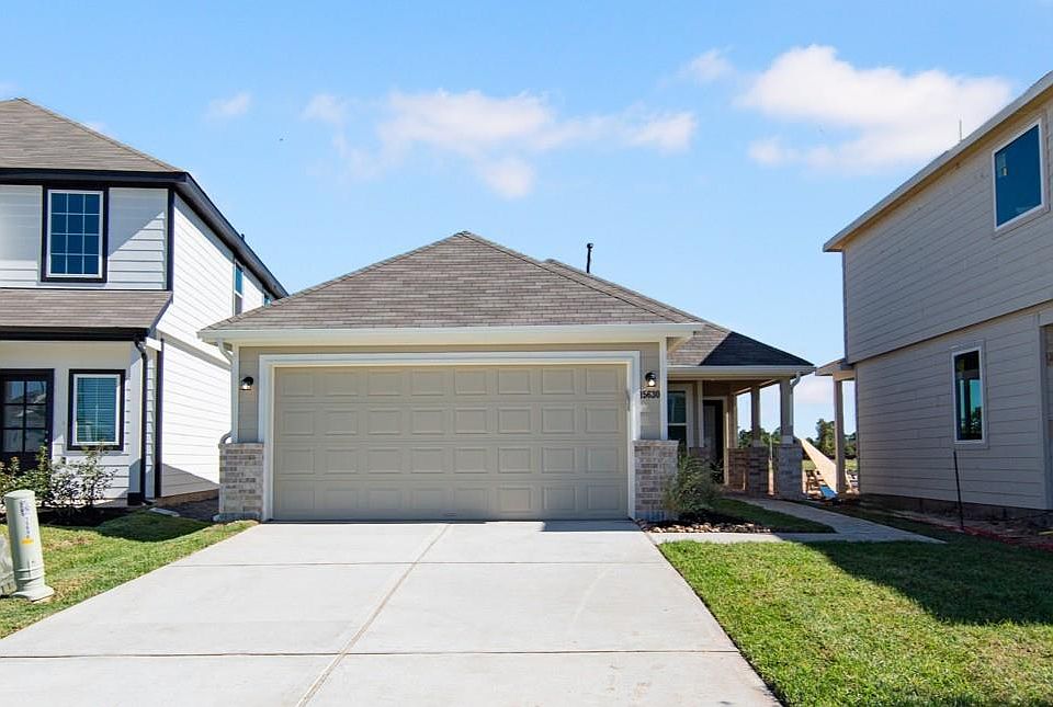 1st image of 15630 Buffalo Meadow Ct
