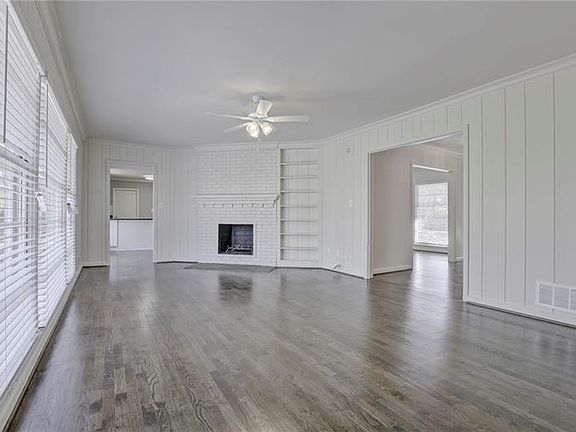 4th image of 1195 Mount Paran Rd NW