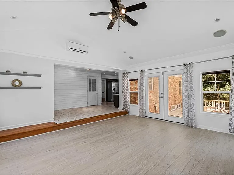 5291 Manhasset Cv — Photo 15