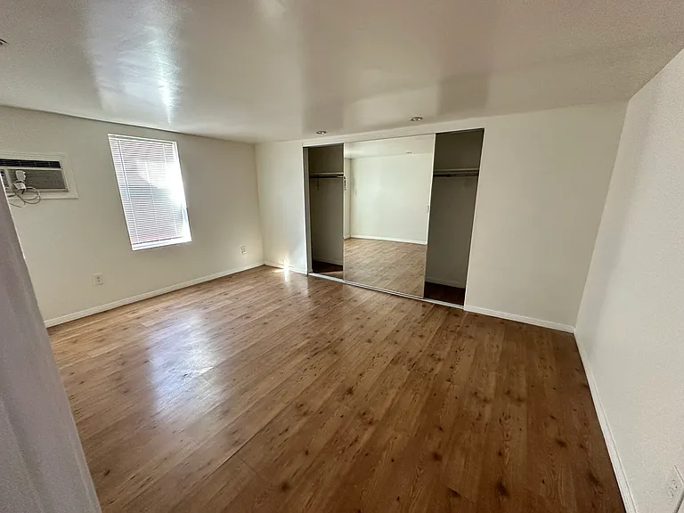 821 Orange Grove Ave — Photo 6