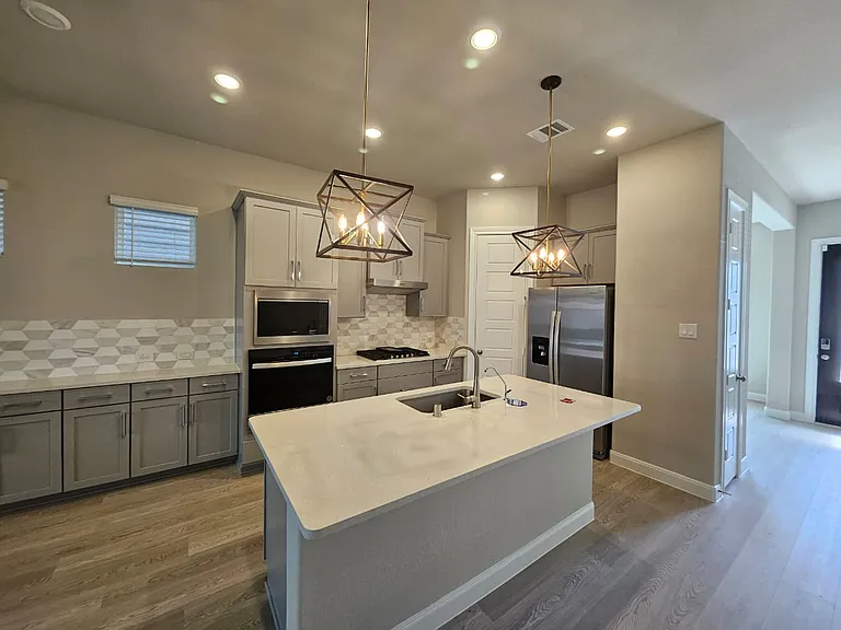 3005 Heights Blvd — Photo 5