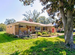 45230 Grant Park, Utica, MI 48317