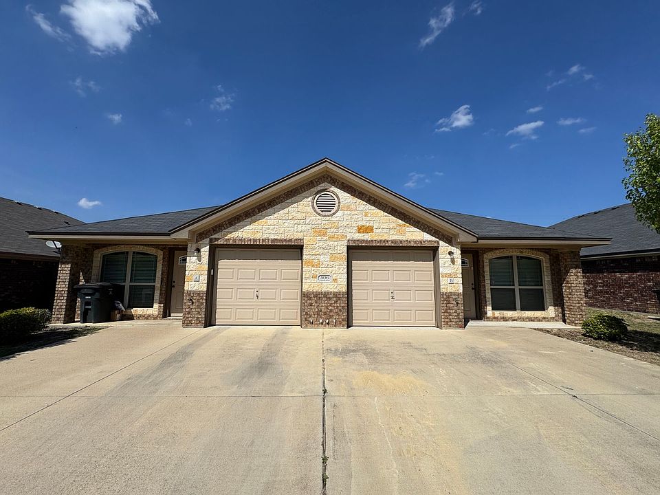 1st image of 506 Sladecek Dr #B