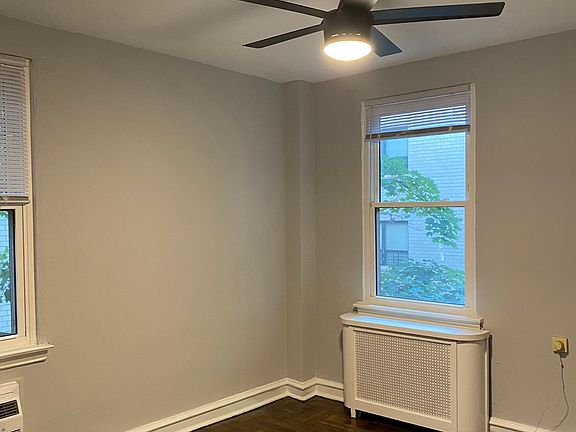 5th image of 45-49 E Cliveden St #202