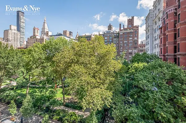 Rented by Evans Nye, Inc | media 22