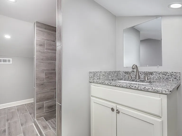 1317 Martin Luther King Jr Blvd #1 — Photo 14