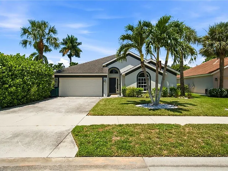 6988 Burnt Sienna Cir — Photo 1