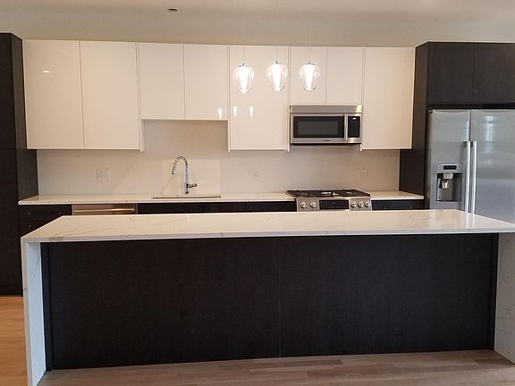 4th image of 1837 S Canalport Ave #1