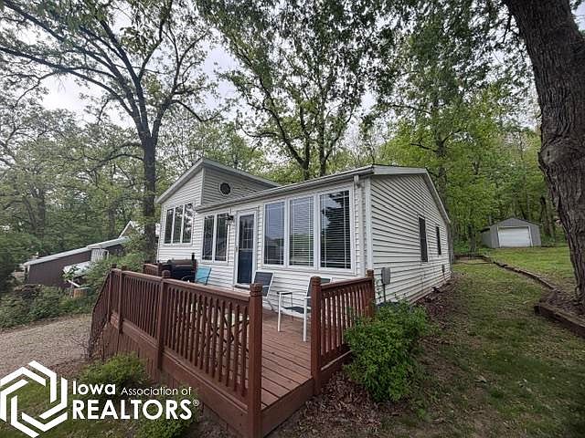 1st image of 6183 NE Lakeshore Dr