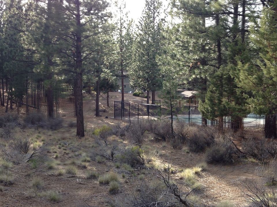 2nd image of 60110 Ridgeview Dr E