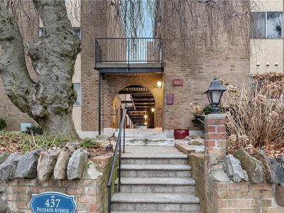 437 Palisade Avenue #F2, Yonkers, NY, 10703