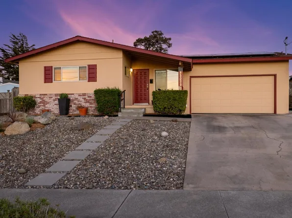 3026 Independence Ave, Marina, CA 93933