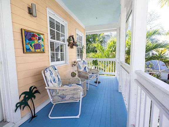 4th image of 1012 Packer St #7A