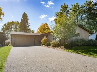 3032 Ensign Ave N, New Hope, MN 55427