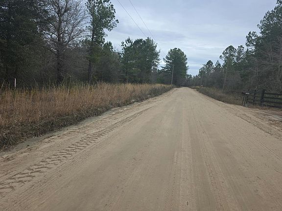 4th image of 1277 Tower Rd